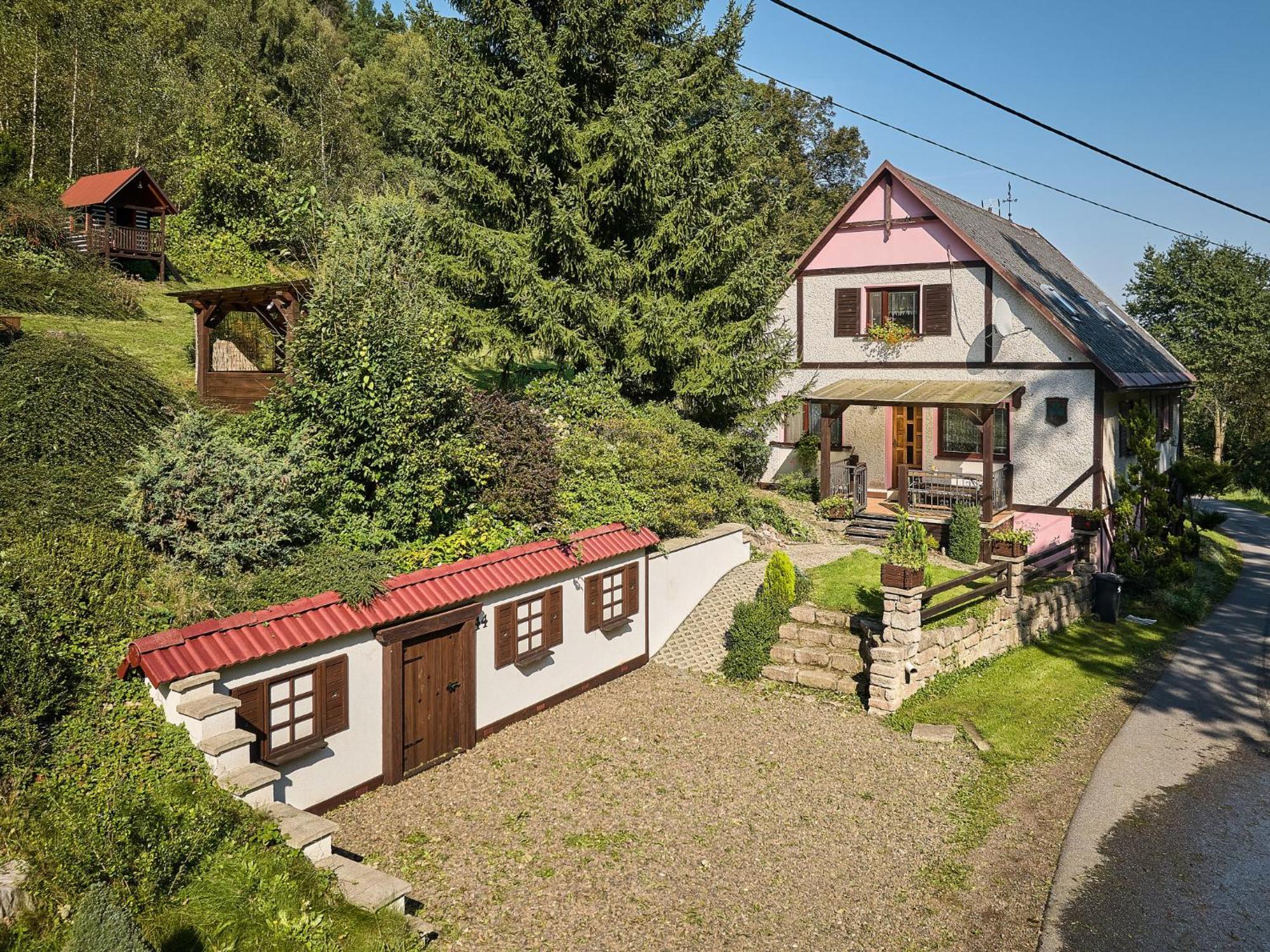 U Hronova-5 By Interhome Holiday home Chlivce